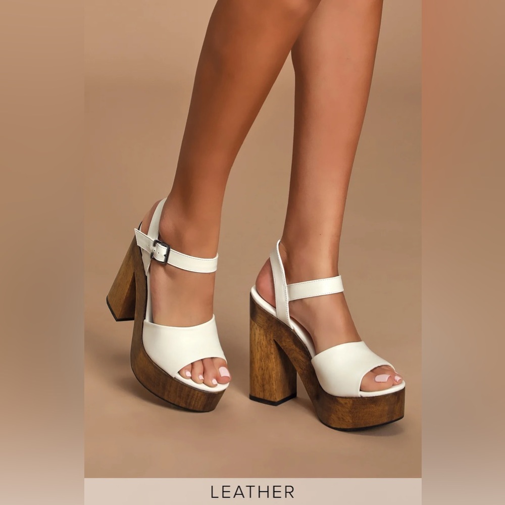 (2x host pick!) Lulus white with brown base chunky platform heels